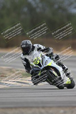 media/Sep-21-2025-Race Pace (Sun) [[98bf33ef95]]/Verified/4-Turn 3 (920am)/
